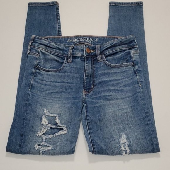 DISTRESSED medium wash jeggings size 6 - Picture 3 of 7